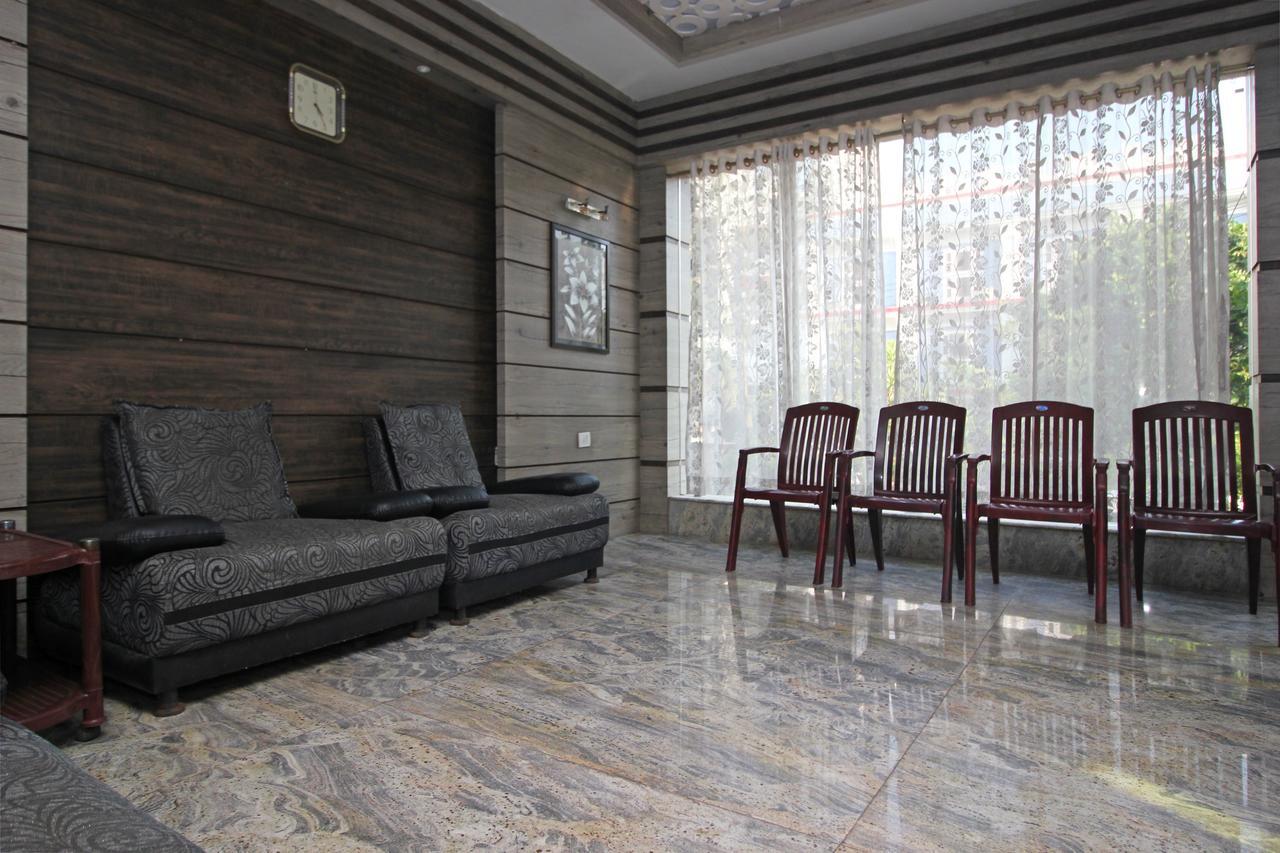Oyo 7680 Park Lagoon 호텔 푸리 외부 사진